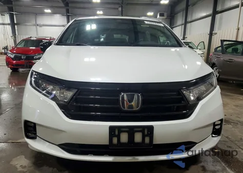 2023 Honda Odyssey Sport-L z USA, uszkodzony, nr VIN 5FNRL6H75PB045255